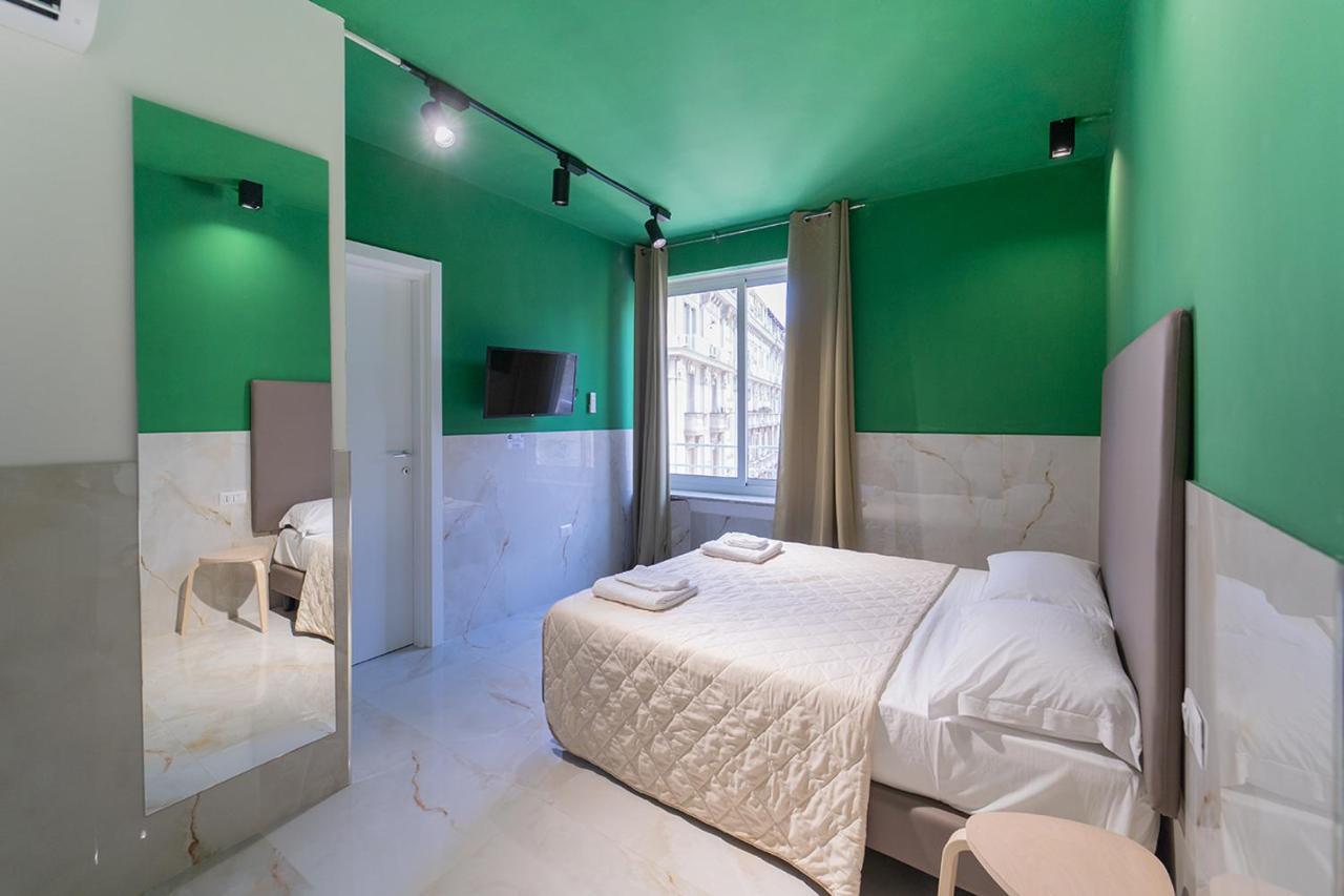 P.c. Boutique H. Vesuvius, Centro, By Clapa Group * Neapel